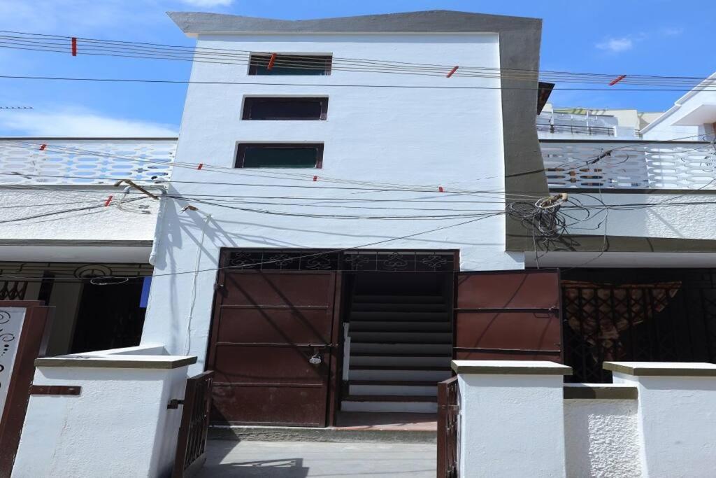 Heritage Home With 3 Bed/3 Bath With Kitchen In A Residential Neighborhood. Madurai Exterior photo